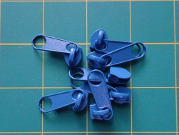 Zipper fÃ¼r EndlosreiÃverschluss (Farbe 10 Mittelblau)